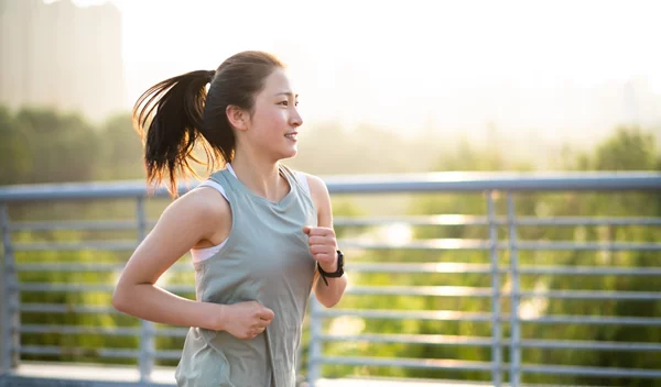 Πόση ώρα πρέπει να γυμνάζεσαι για να μειώσεις το ποσοστό θνησιμότητας κατά 23%;
