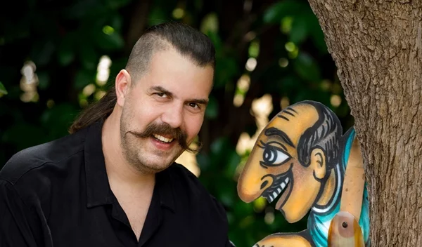 O Καραγκιόζης στον Κήπο του Μεγάρου "Η Ειρήνη του Αριστοφάνη"