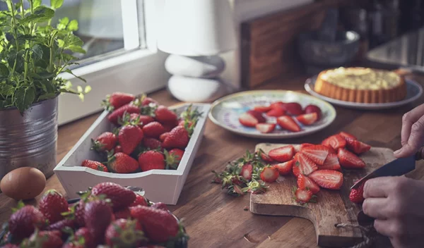 Ο πιο απολαυστικός τρόπος να δοκιμάσεις φέτος την άνοιξη τις φράουλες