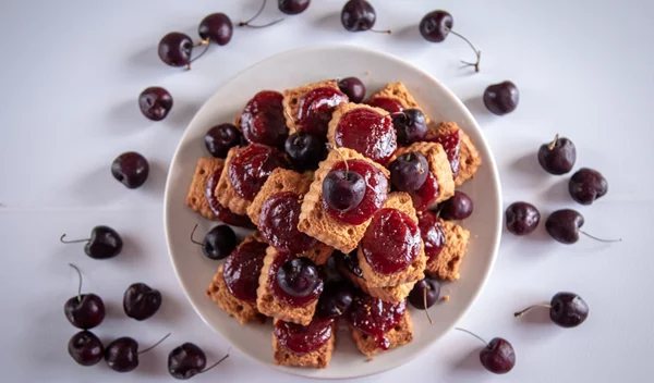 Εκλεκτά γλυκίσματα για όλους: Τα vegan μπισκότα που αξίζουν μια θέση στη διατροφή σου