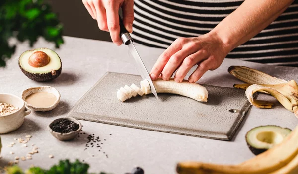 Πώς θα μεγαλώνεις χωρίς να γερνάς; Περιόρισε τις θερμίδες σου κατά 25%