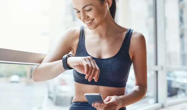 Τα health και fitness οφέλη του να έχεις smartwatch