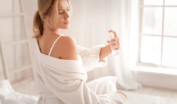 Η μυρωδιά της καθαριότητας: 5 πουδρέ προϊόντα που πρέπει να δοκιμάσεις!