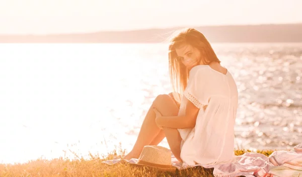 Editorial: Καλό αποκαλόκαιρο