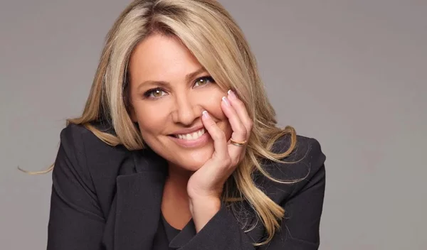 Μαριάννα Τουμασάτου: Το μεθυστικό άρωμα που φοράει εδώ και 20 χρόνια