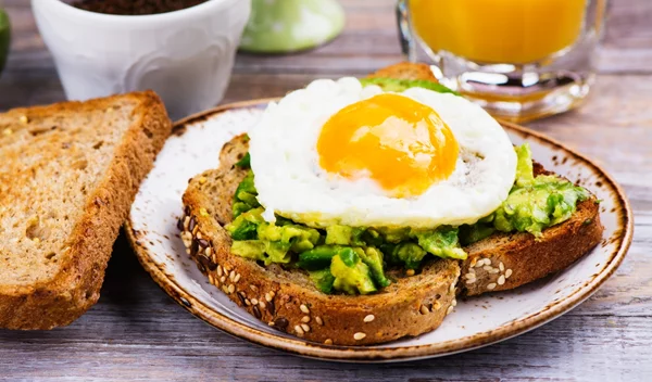 Ένα σημαντικό λάθος που κάνουμε όταν τρώμε αυγό για πρωινό