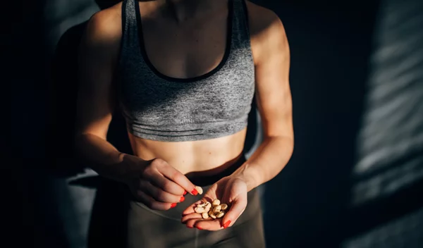 H πιο εύκολη διατροφή για επίπεδη κοιλιά πριν το καλοκαίρι από τη διατροφολόγο