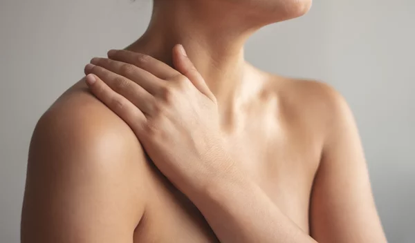 Αυτά τα σημάδια στο δέρμα προειδοποιούν για σοβαρή ψύχωση