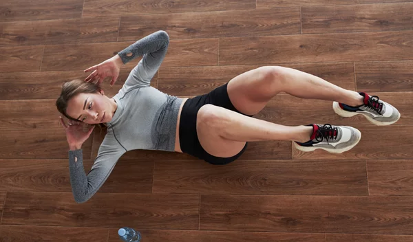 4 ασκήσεις που τονώνουν το πυελικό έδαφος | Δεν είναι Kegels