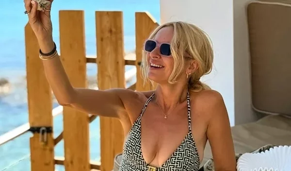 Στην κουζίνα η Μαρία Μπεκατώρου: Η "ψαγμένη" παραλλαγή που δοκίμασε σε ένα από τα αγαπημένα "μαμαδίστικα" φαγητά