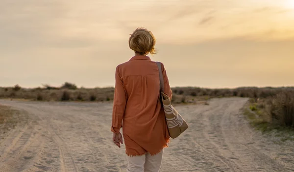 Σεξουαλική ελευθερία μετά τα 50: Η δύναμη να ζεις για σένα και όχι για τις επιταγές των άλλων