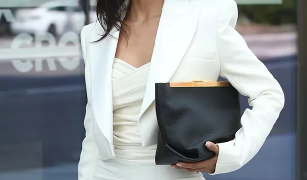 Οι κορυφαίες τάσεις στα νύχια για το φετινό φθινόπωρο σύμφωνα με το Pinterest