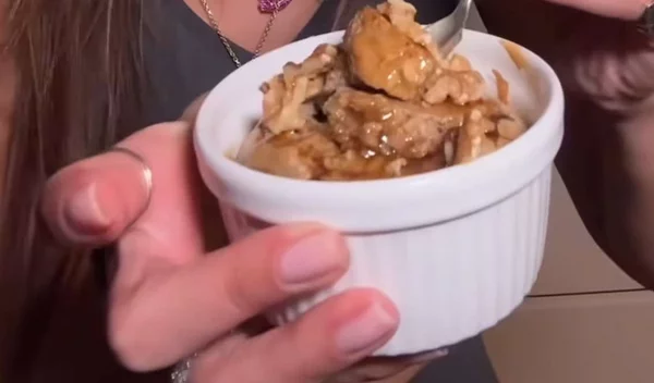 Φτιάξε κέικ βρώμης με γεύση μελομακάρονο - Εύκολα και γρήγορα!