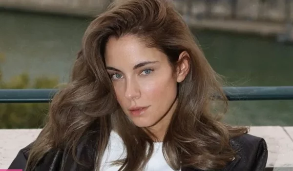 Ξανά στο κομμωτήριο η Δούκισσα Νομικού: Η ανατρεπτική αλλαγή που έκανε στο χρώμα των μαλλιών της