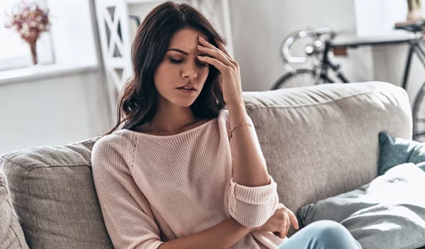 3 φυσικές λύσεις για τα συμπτώματα του κρυολογήματος