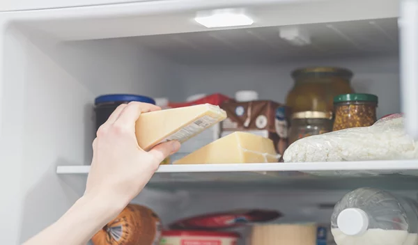 Πόσο καιρό διατηρούνται τα τυριά φρέσκα στο ψυγείο;