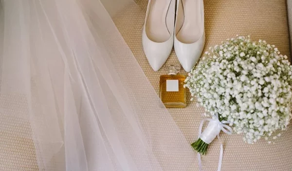 Τα 7 πιο δημοφιλή αρώματα που επιλέγουν οι νύφες διαχρονικά