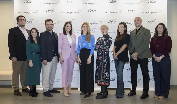 Self Esteem Project: Μια σημαντική συζήτηση για τα (μη ρεαλιστικά) πρότυπα ομορφιάς σήμερα