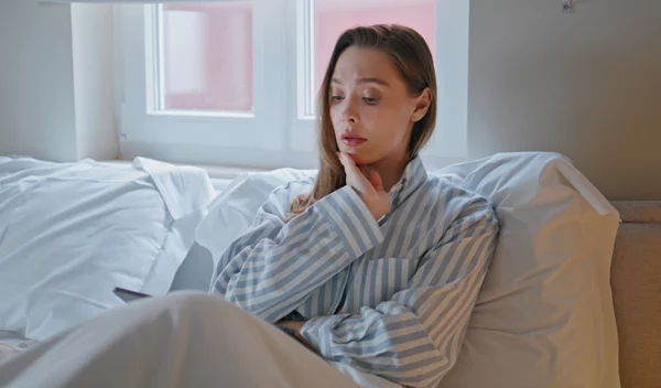 Περιεμμηνόπαυση: Οι μισές γυναίκες στα 30s εμφανίζουν τα πρώτα σημάδια - ποια είναι;