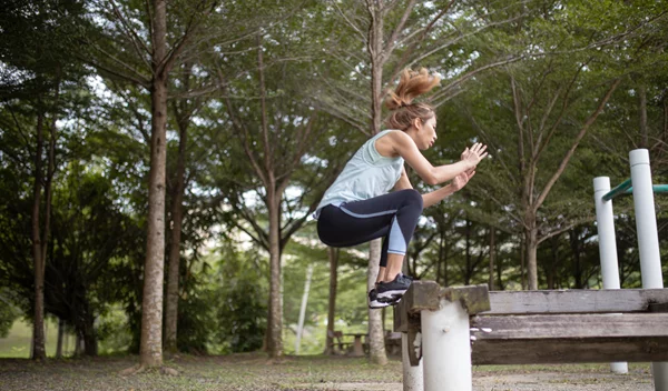 Πώς θα ενεργοποιήσεις τον μεταβολικό ρυθμό σου για να καις θερμίδες και όταν κοιμάσαι
