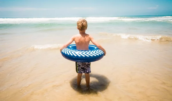 Τι να κάνεις αν δεν αρέσει στο παιδί σου η θάλασσα