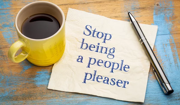 Είσαι People-Pleaser; Πώς να μάθεις να ευχαριστείς πρώτα εσένα