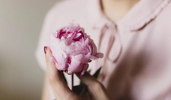 7 ερωτήσεις για την εμμηνόπαυση: Τι πρέπει να γνωρίζει κάθε γυναίκα