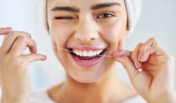 Τερηδόνα, ουλίτιδα, περιοδοντίτιδα: Συχνά προβλήματα δοντιών και η αντιμετώπιση