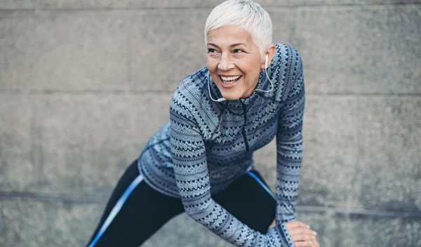 Πώς να αποφύγεις τους χρόνιους μυοσκελετικούς πόνους όσο μεγαλώνεις