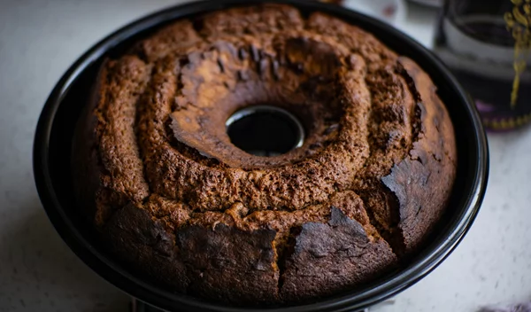 Συνταγή για σοκολατένιο κέικ χωρίς αλεύρι  (μόνο με 4 υλικά)