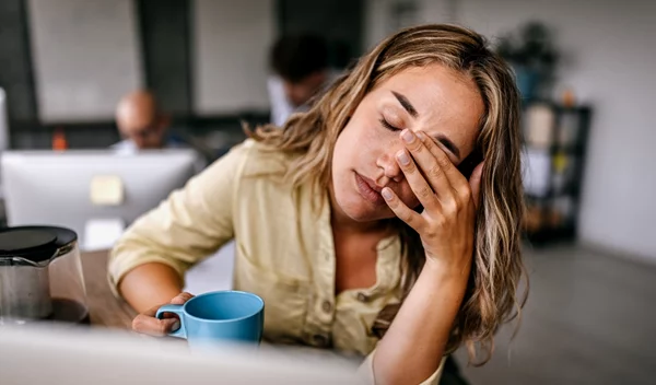 Ίλιγγος και ζάλη: Σε τι μπορεί να οφείλονται;