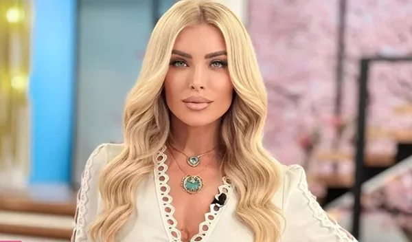 Κατερίνα Καινούργιου: Αυτό είναι το αγαπημένο της αντηλιακό προσώπου με χρώμα που αντικαθιστά τέλεια το foundation