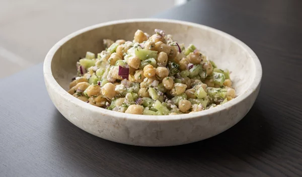 Ενέργεια, φυτικές ίνες και πρωτεΐνη: Γιατί τα όσπρια είναι η καλύτερη "back to routine" τροφή της νέας σεζόν