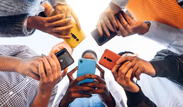 Τι θα κερδίσεις αν περιορίσεις τη χρήση των social media