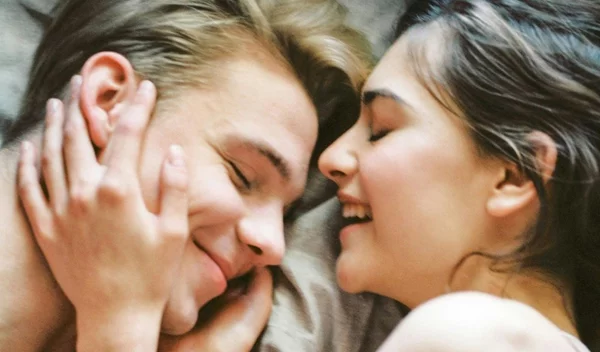 Εβδομαδιαίες ερωτικές προβλέψεις 21-27 Ιουλίου 2025: Δες τι θα συμβεί στην ερωτική σου ζωή αυτή την εβδομάδα!