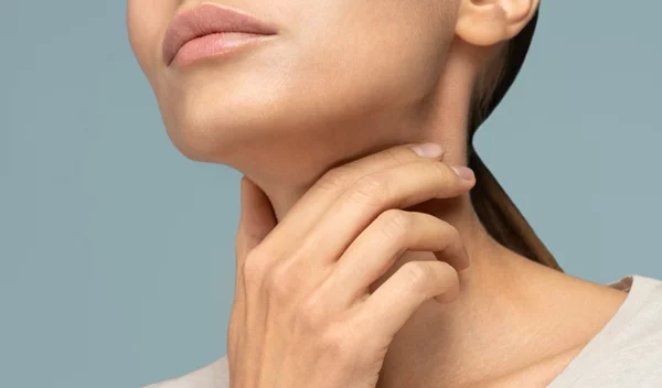 Υποθυρεοειδισμός και υπερθυρεοειδισμός: Τα συμπτώματα και η επίδραση στην υγεία μας