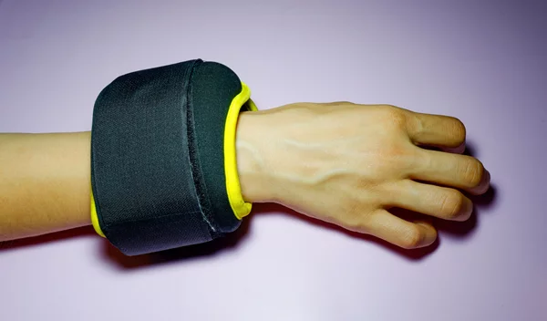 Τα βαράκια στον καρπό γυμνάζουν καλύτερα τα χέρια σου;