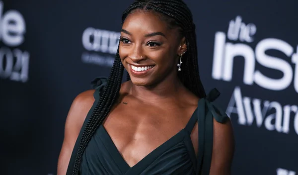 Η υποδειγματική απάντηση της Simone Biles στα αρνητικά σχόλια που δέχτηκε για τα μαλλιά της
