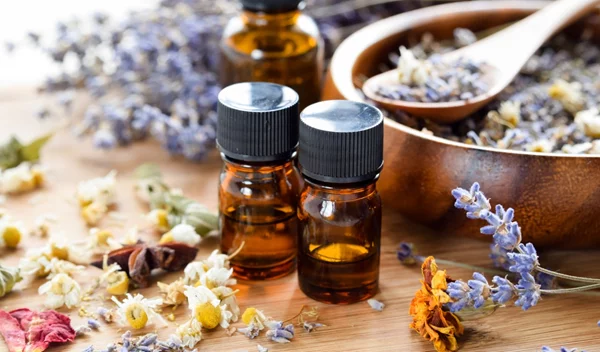 10 εναλλακτικές θεραπείες: Τι είναι και πώς λειτουργούν