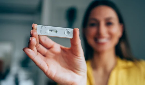 Έχεις εμβολιαστεί πλήρως για την COVID-19: Πόσο πιθανό είναι να κολλήσεις;