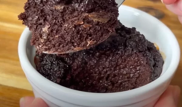 Επιδόρπιο με μήλο και σοκολάτα - χρειάζεσαι μόνο 3 υλικά