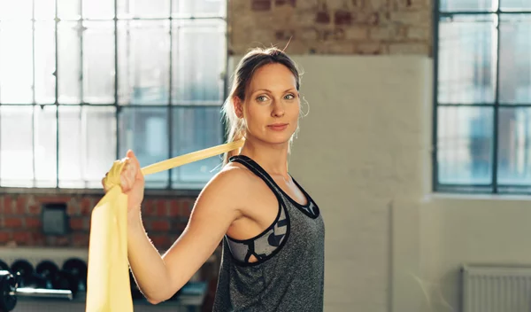 Πέντε ασκήσεις για καλογυμνασμένους ώμους