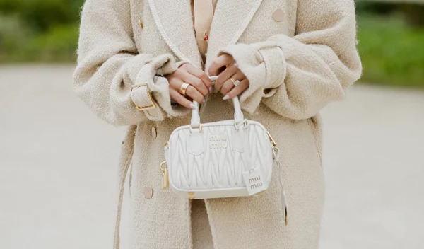 Αυτές είναι οι 3 τάσεις μανικιούρ που θα φορεθούν όσο τίποτα άλλο την άνοιξη του '23