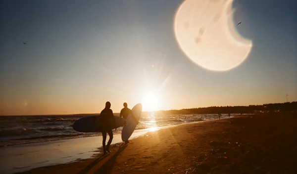 Τα ζώδια σήμερα 12/6: Ημερήσιες προβλέψεις για κάθε ζώδιο