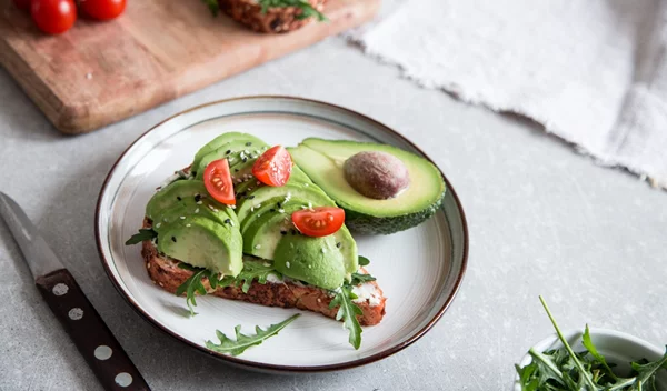 Τέσσερις τρόποι για να προσθέσεις λαχανικά στο πρωινό