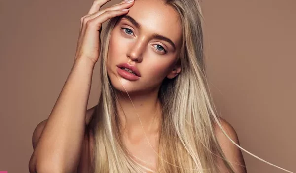 8 απλοί τρόποι για να ενυδατώνεις το πρόσωπό σου εύκολα μέσα στη μέρα