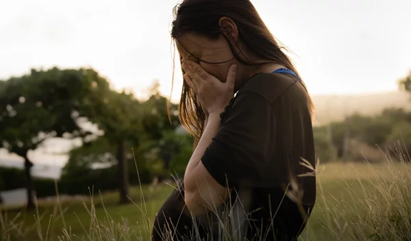 Πώς θα συμπαρασταθείς σε κάποιον που πενθεί;