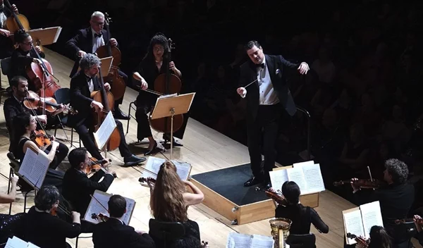 Καμεράτα Ορχήστρα των Φίλων της Μουσικής: Αυθεντική προσέγγιση στον ήχο των αρχών του 19ου αιώνα