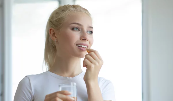 Βιταμίνη D: Πότε παίρνεις D2 και πότε D3 και τι προσέχεις στα συμπληρώματα