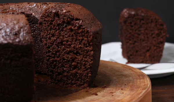 Σοκολατένιο κέικ χωρίς αυγά, βούτυρο και μίξερ - Ετοιμο σε ελάχιστα λεπτά